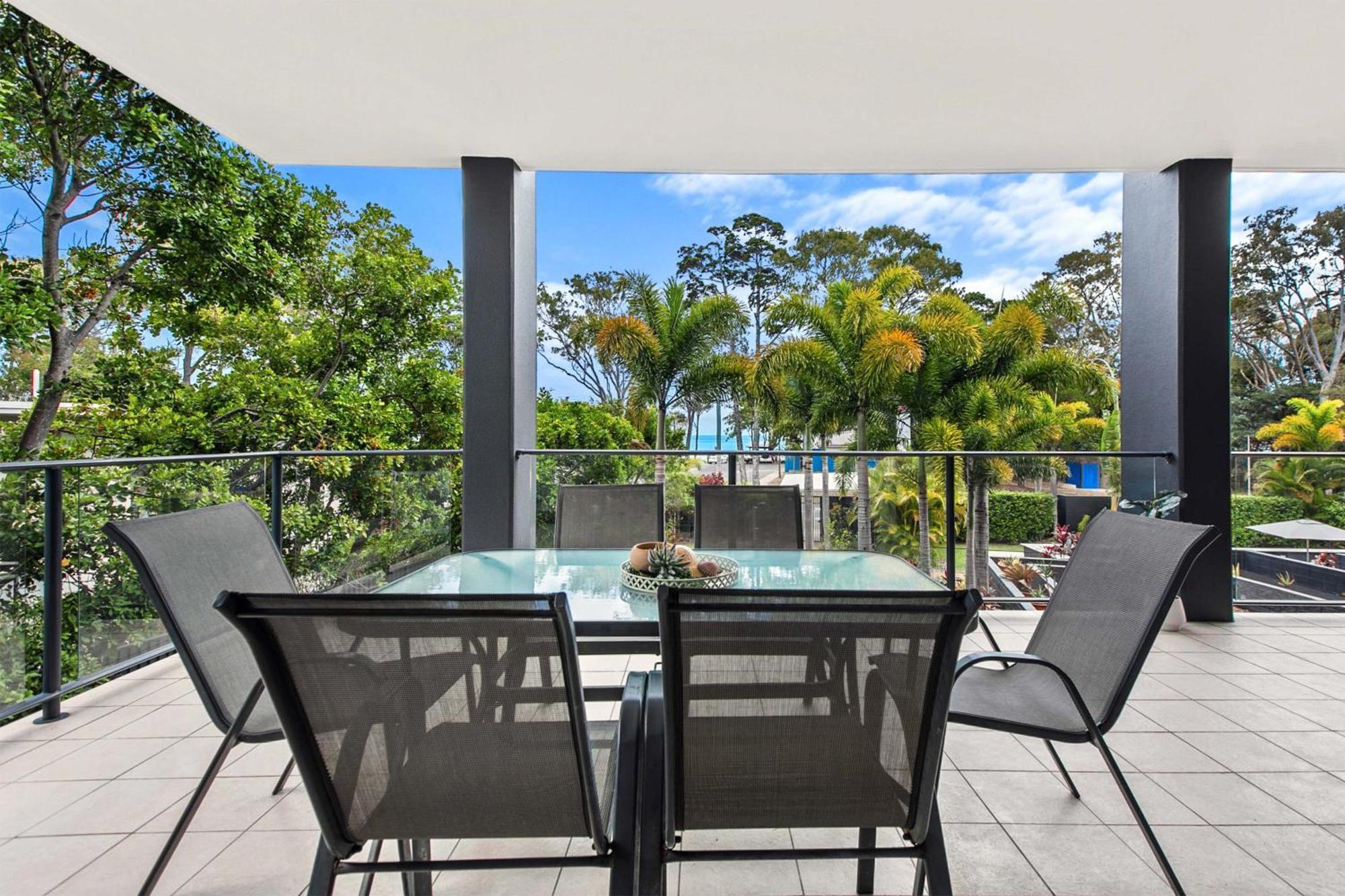 The Bay Apartments Hervey Bay Exterior foto