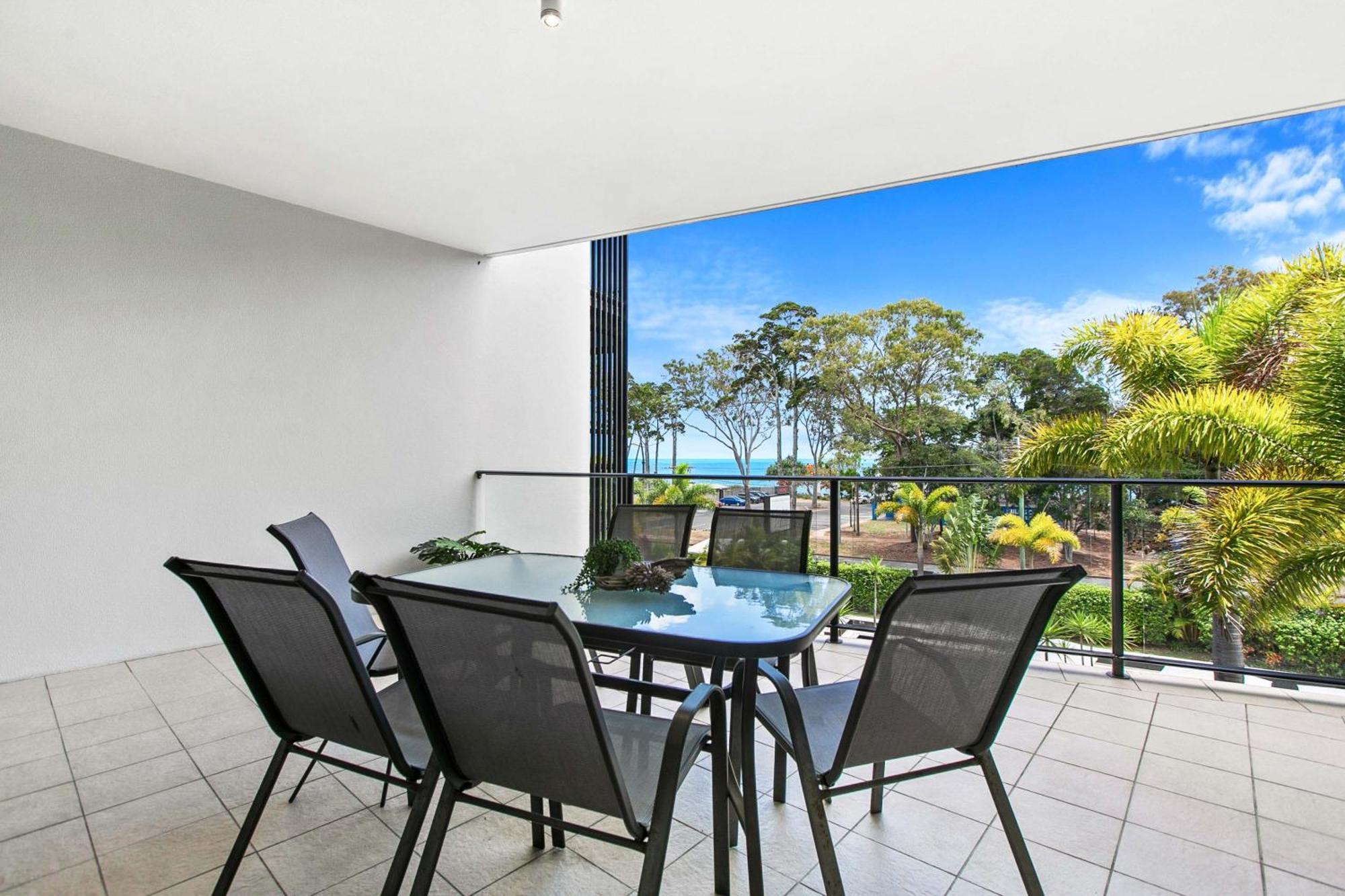 The Bay Apartments Hervey Bay Exterior foto